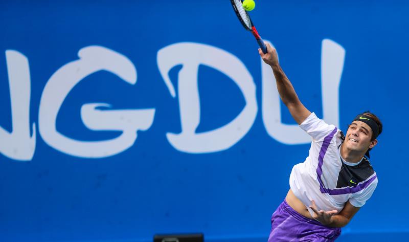 在收入高峰 在收入高峰